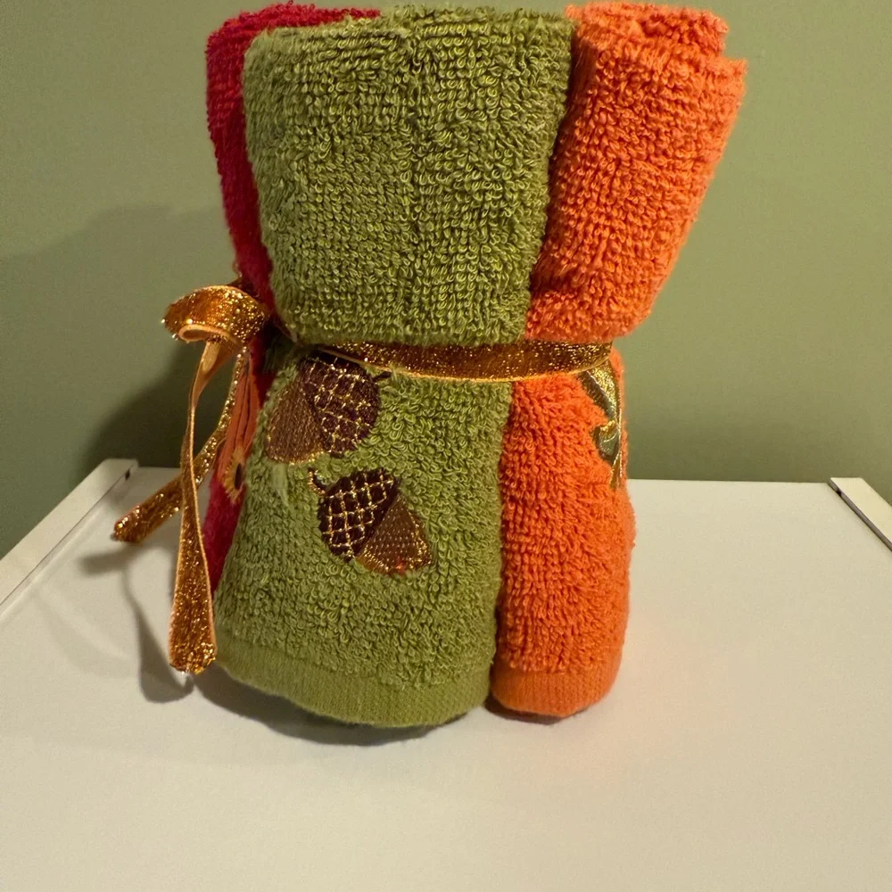 Festive Autumn Wash Rag Set - Red, Orange, Green